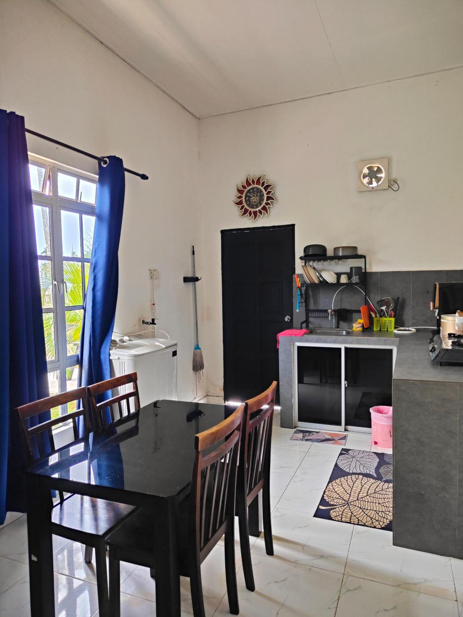 Penarik Baru Homestay Kampung Penarik Esterno foto