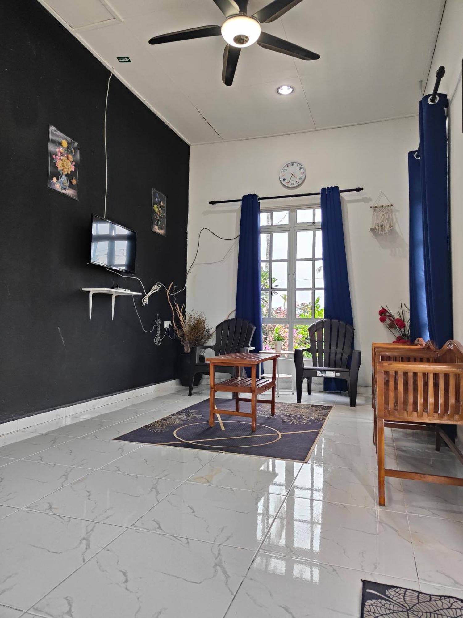Penarik Baru Homestay Kampung Penarik Esterno foto