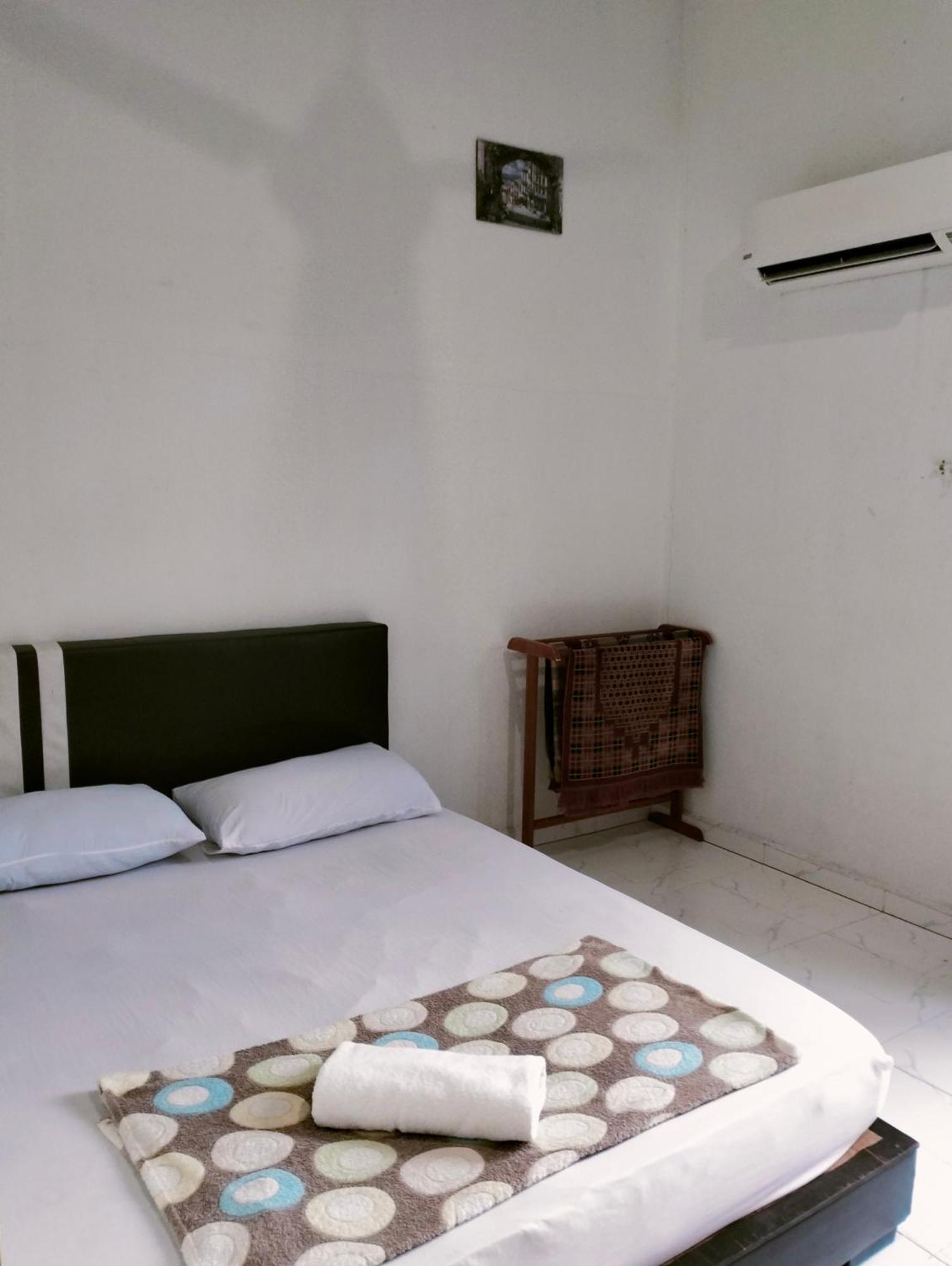 Penarik Baru Homestay Kampung Penarik Esterno foto