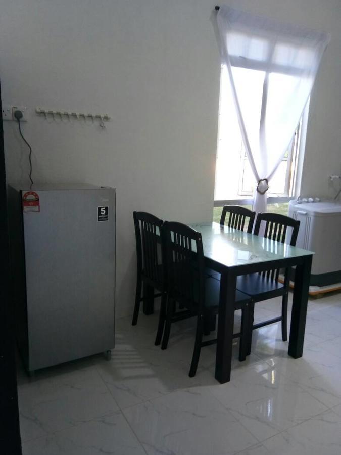 Penarik Baru Homestay Kampung Penarik Esterno foto